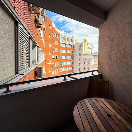 Downtown Family Daire Belgrad